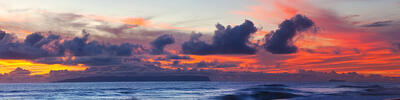 Ni'ihau as seen from Kauai coast at sunset Kekaha, Kauai, Hawaii 