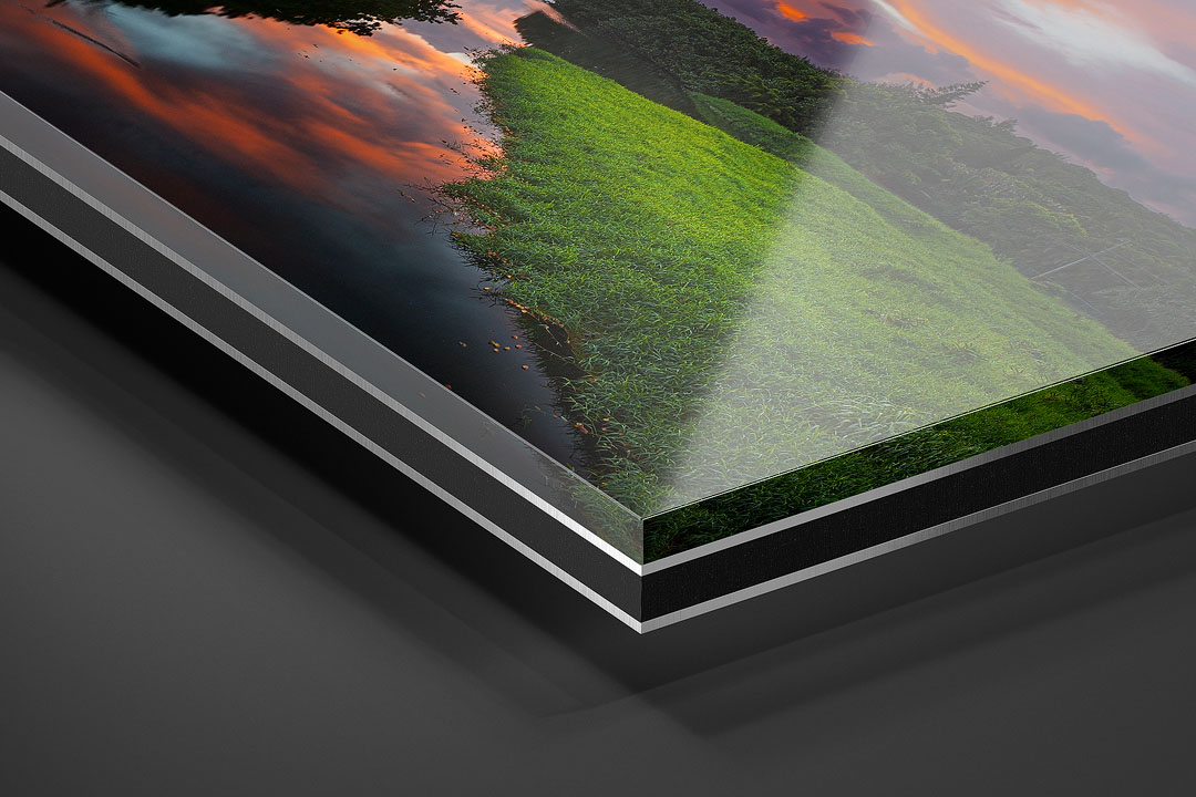 Lumachrome HD Acrylic Facemount - Float Mount print preview